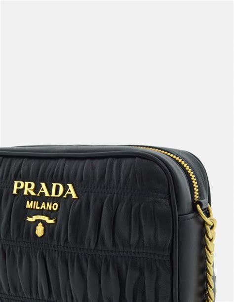 bolso prada cadena|bolsas de prada mujer.